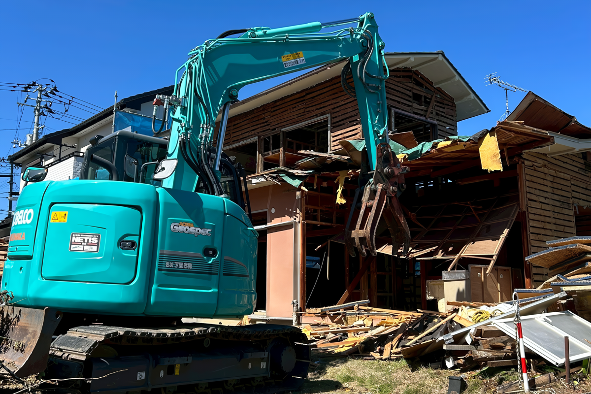 木造建物の解体現場
